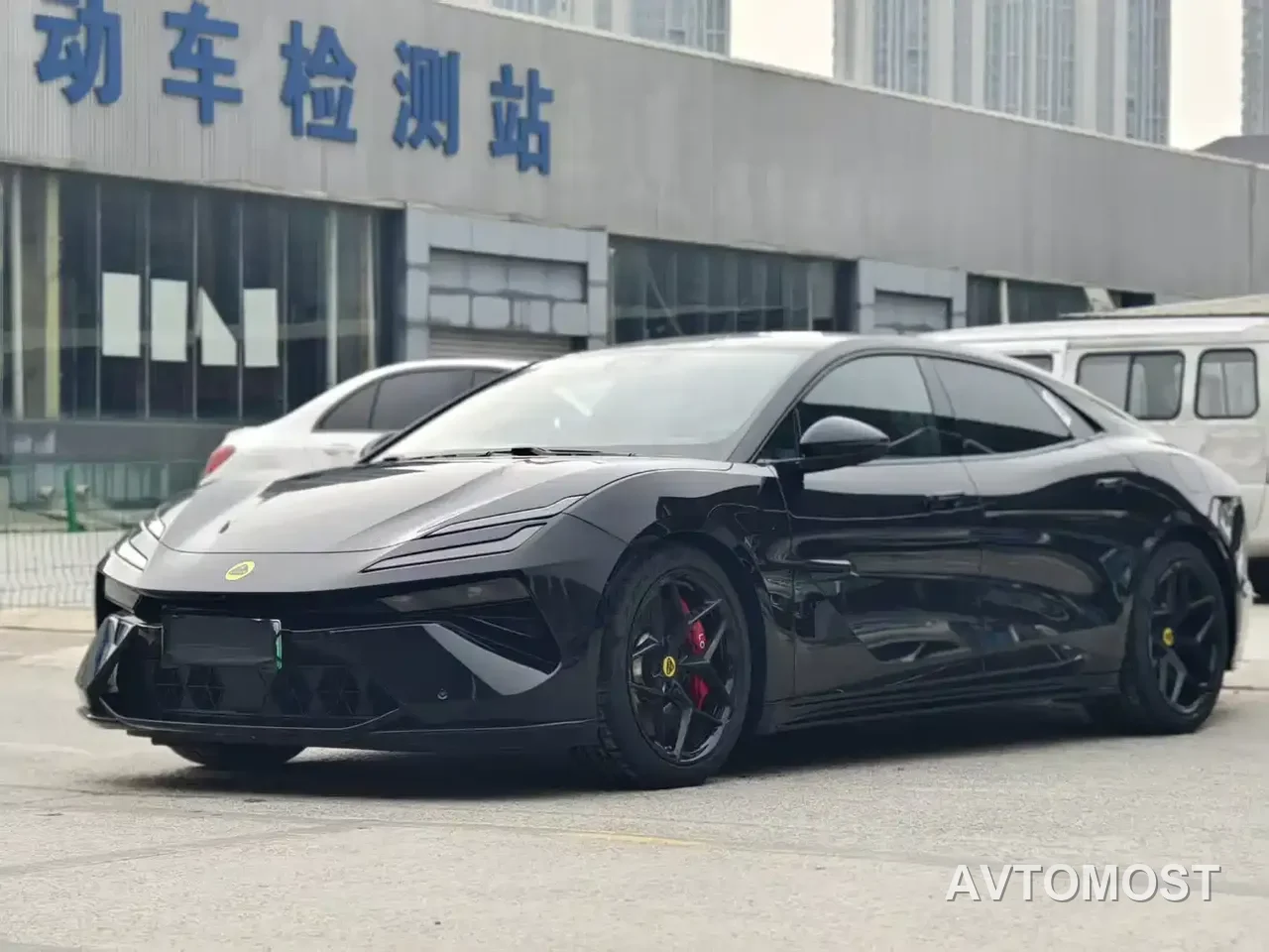 Lotus Cars EMEYA Blossom 2025 600 Luxury — фото 2