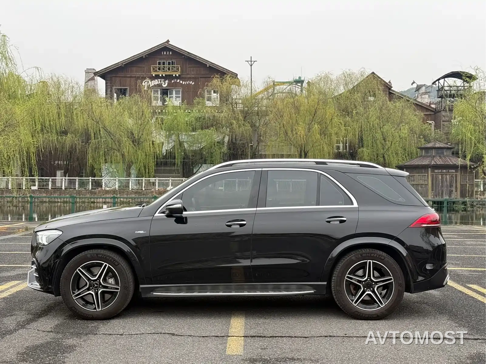 Mercedes-Benz GLE AMG 2020 AMG GLE 53 4MATIC+ — фото 4