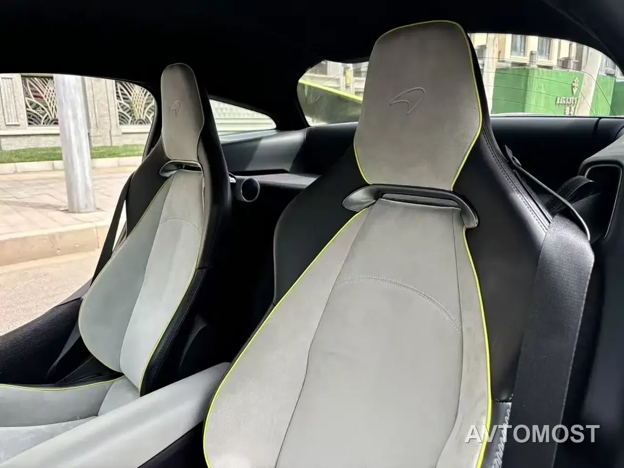 McLaren Artura 2021 3.0T Hybrid Standard — фото 10
