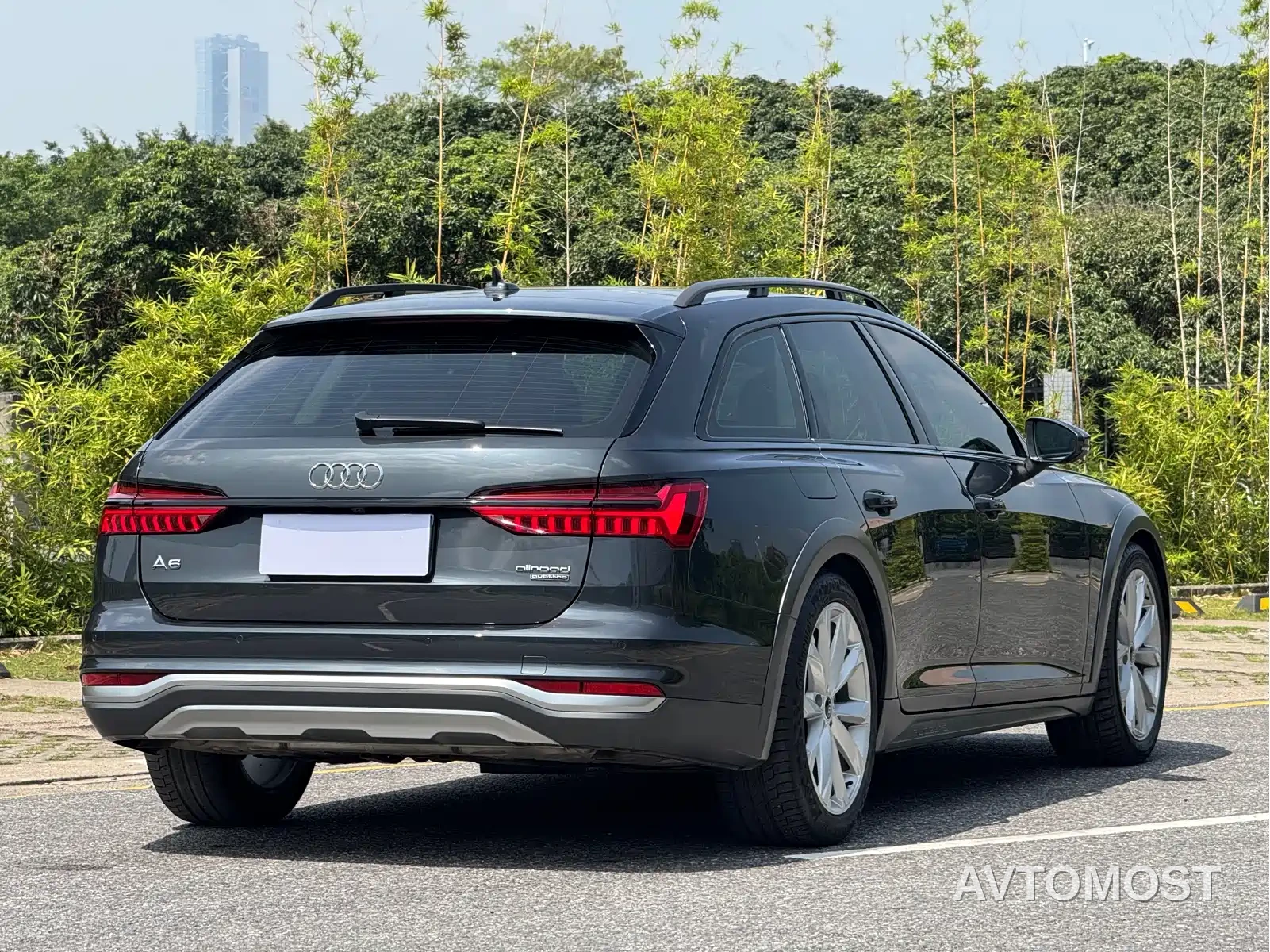 Audi A6 (Import) 2022 allroad quattro Explorer 55 TFSI Premium Off-road — фото 24