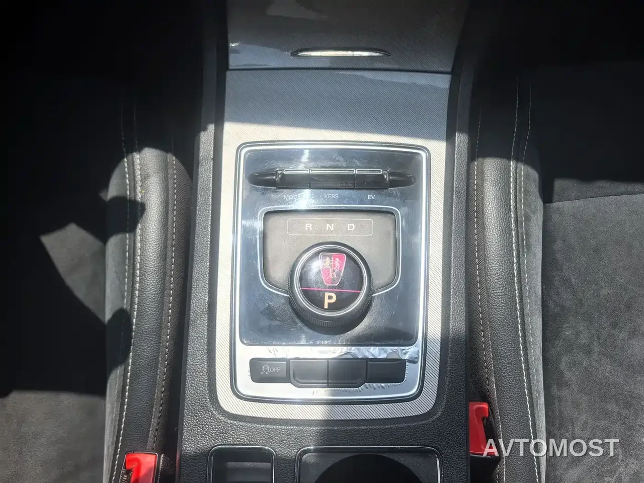 Roewe i6 New Energy 2019 PLUS 50T Internet Honor Intelligent Premium Edition — фото 15