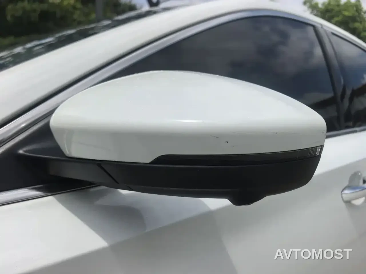 Roewe i6 New Energy 2019 PLUS 50T Internet Honor Intelligent Premium Edition — фото 17