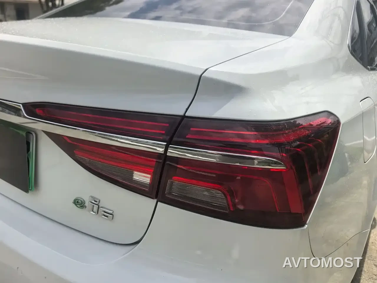 Roewe i6 New Energy 2019 PLUS 50T Internet Honor Intelligent Premium Edition — фото 19