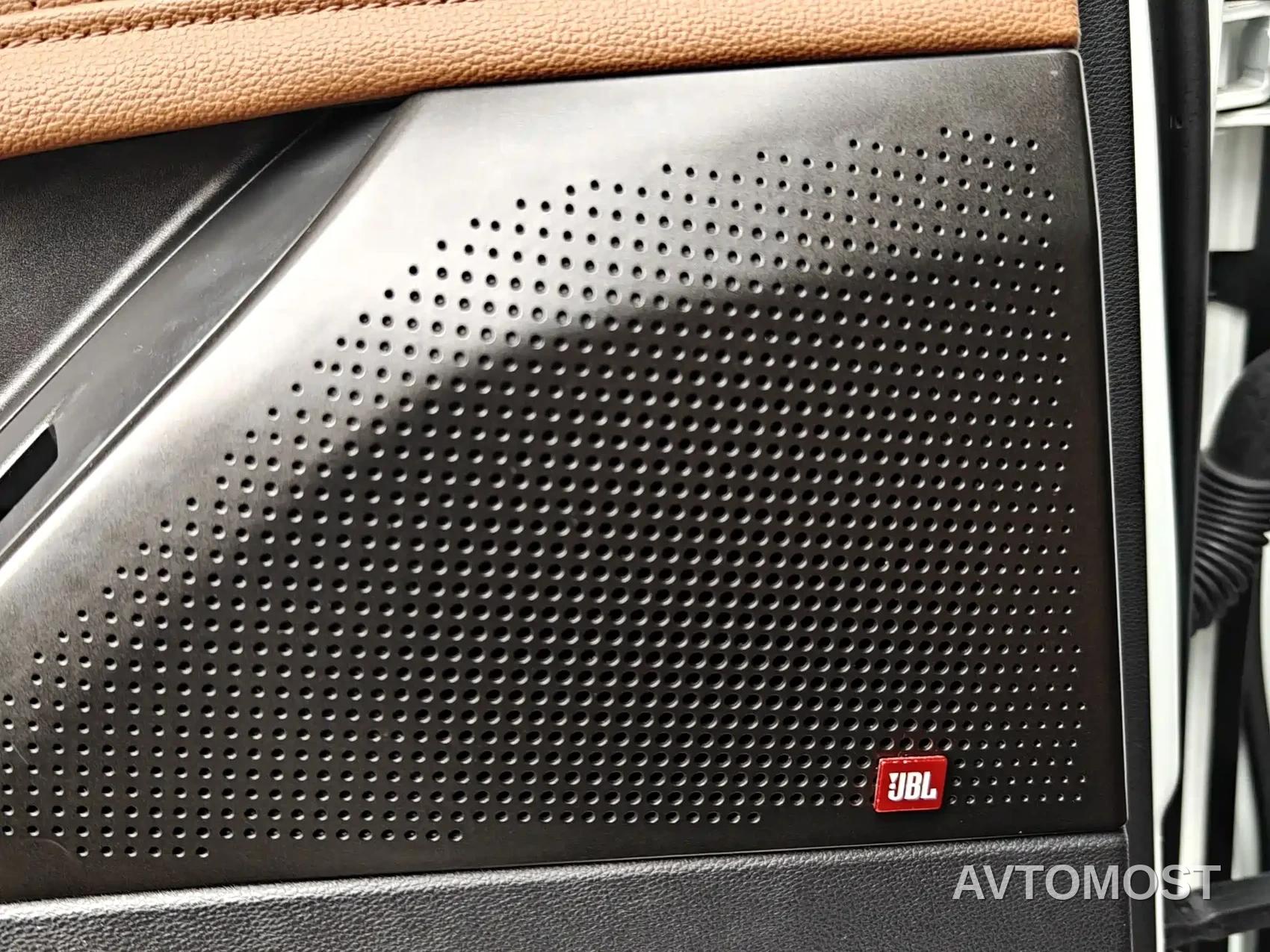 SAIC Maxus D90 Pro 2021 2.0T Diesel 4WD Lop Nur Edition 6-Seater — фото 19