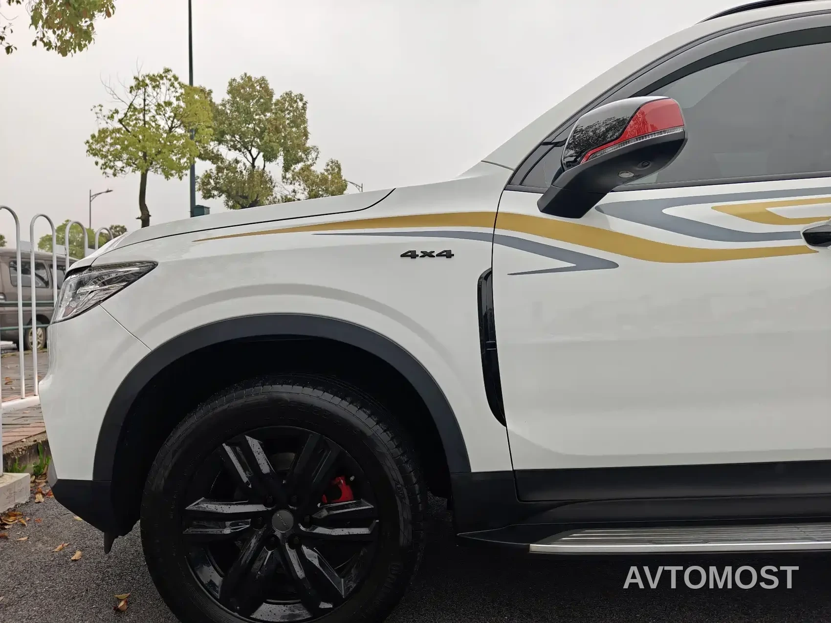 SAIC Maxus D90 Pro 2021 2.0T Diesel 4WD Lop Nur Edition 6-Seater — фото 31