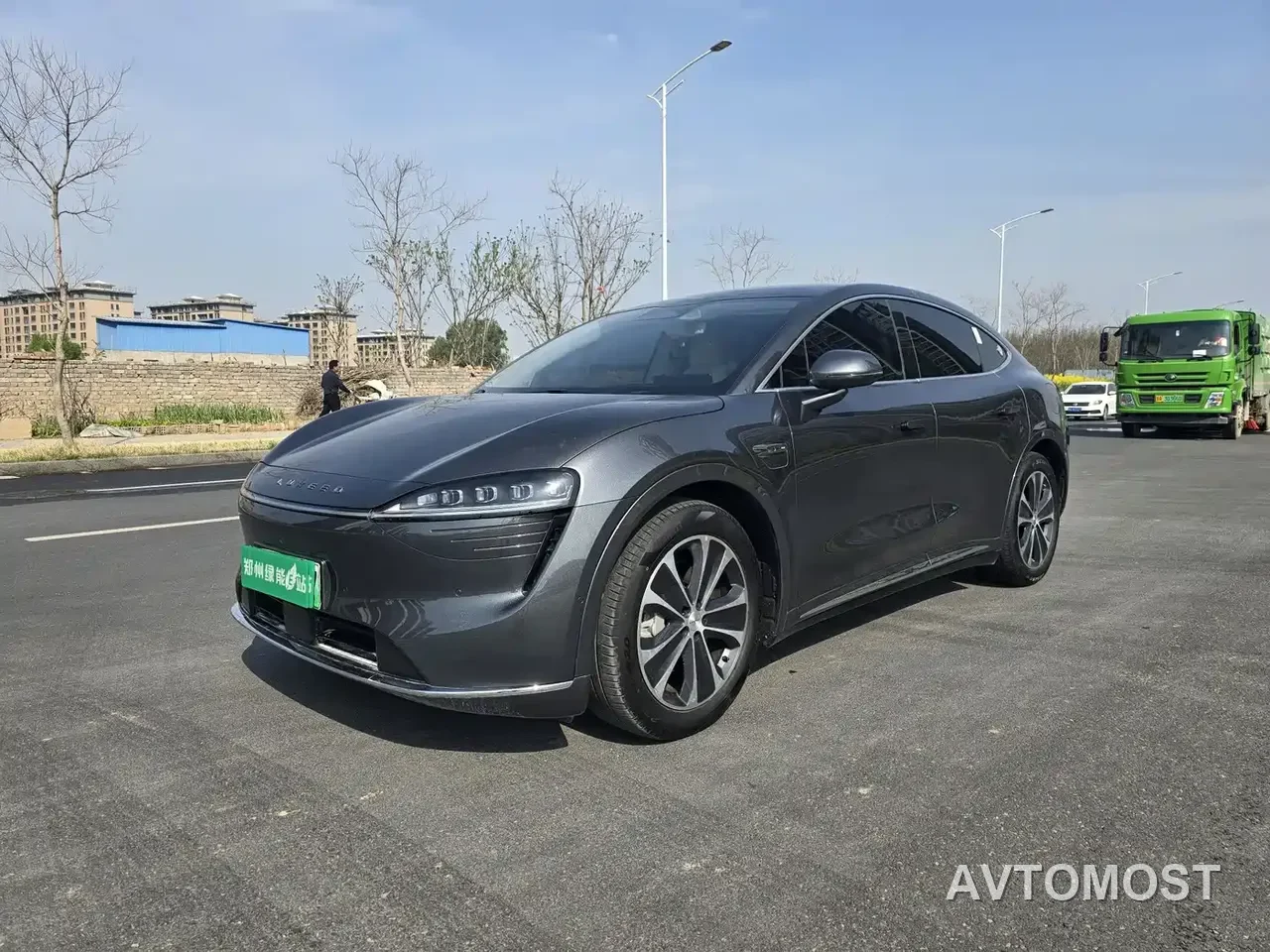 Zhijie Luxeed R7 2025 Extended Range 251km Pro — фото 5