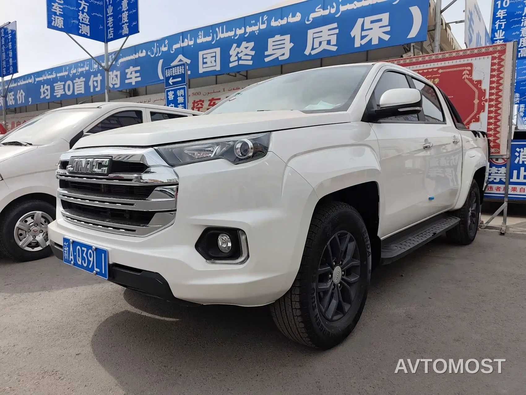 Jiangling Yuhu 7 2022 2.0T Automatic Diesel 4WD Comfort Standard Wheelbase — фото 1