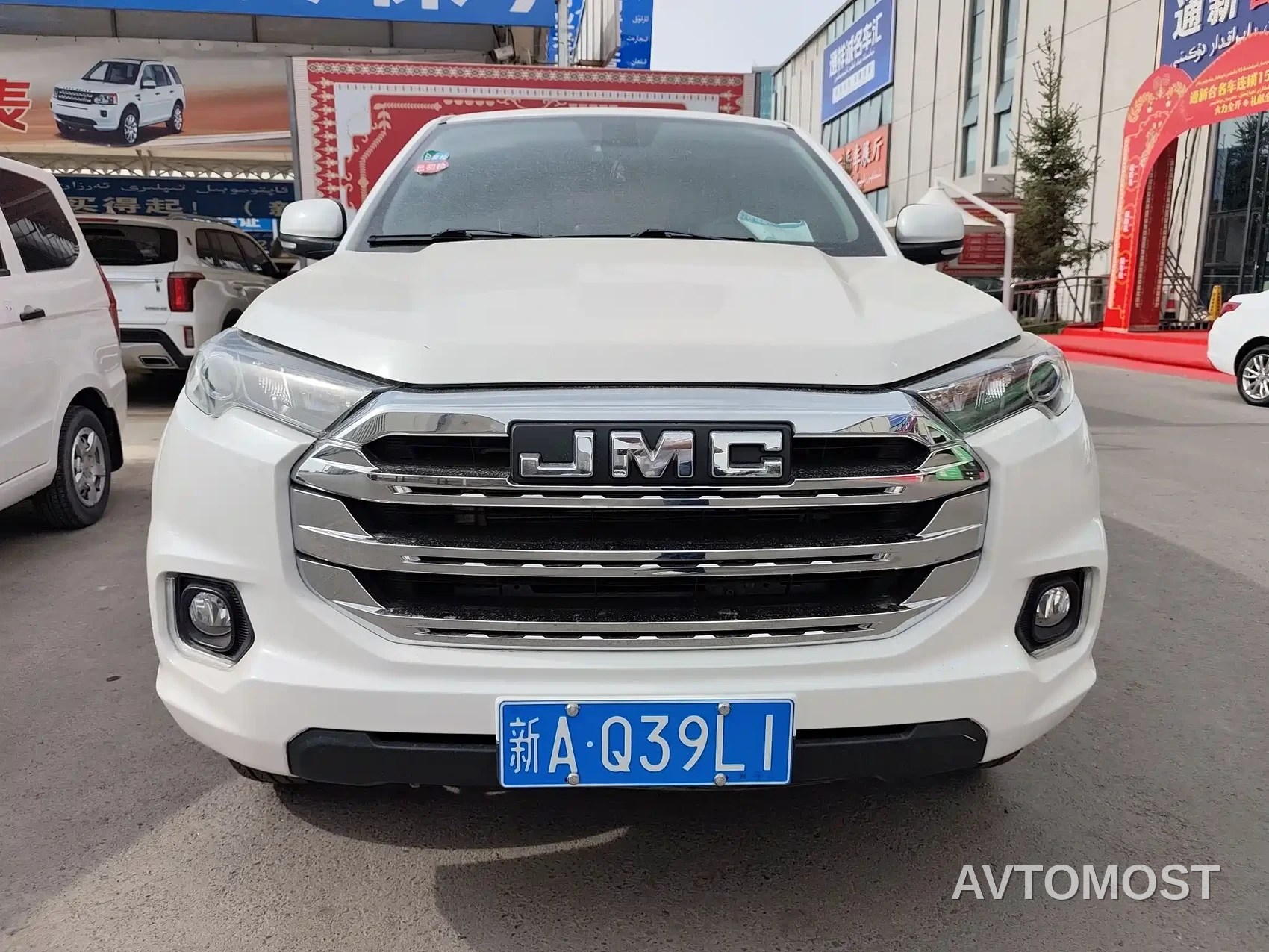 Jiangling Yuhu 7 2022 2.0T Automatic Diesel 4WD Comfort Standard Wheelbase — фото 2