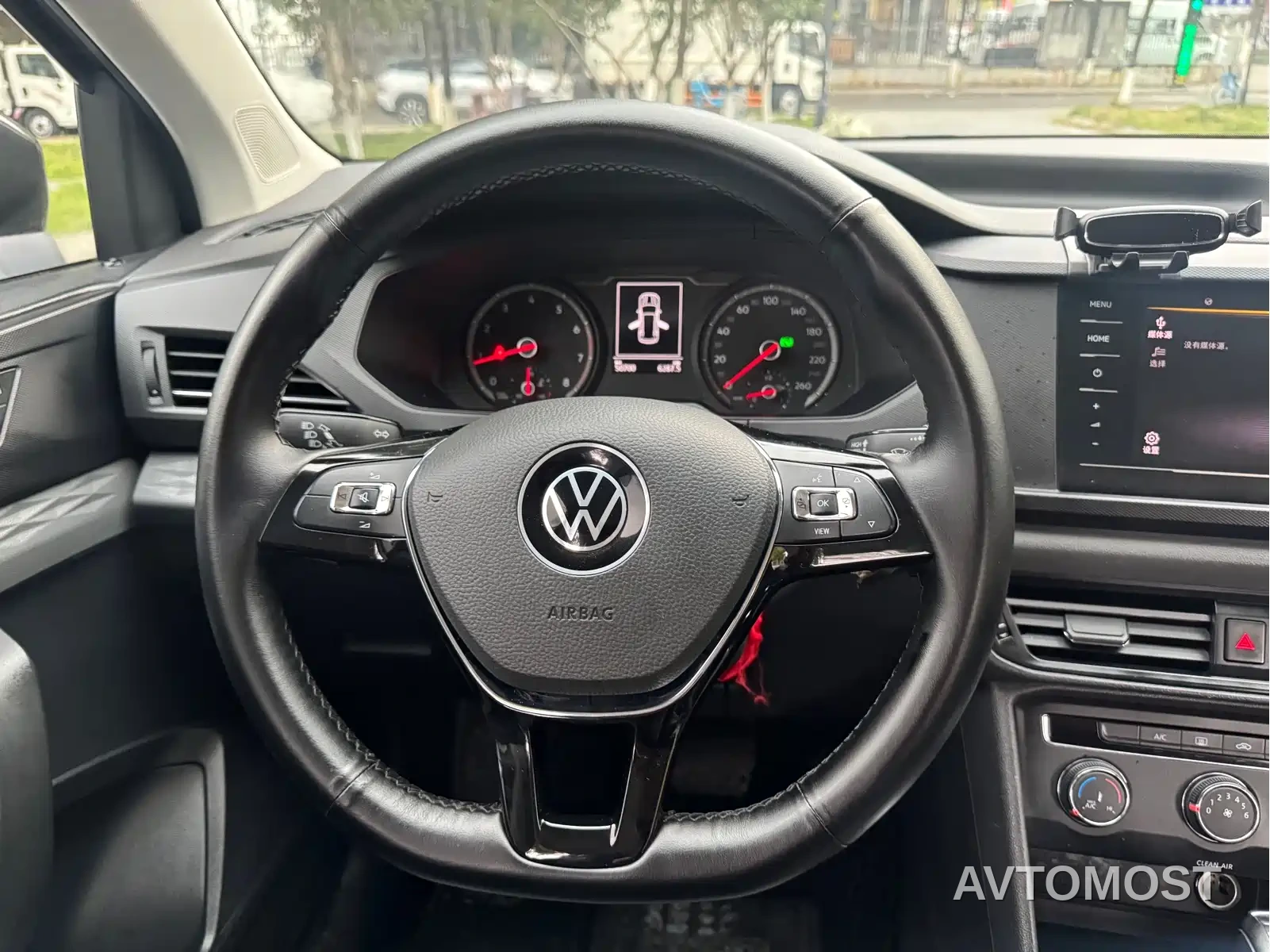 Volkswagen Tharu 2022 280TSI 2WD Trend — фото 15