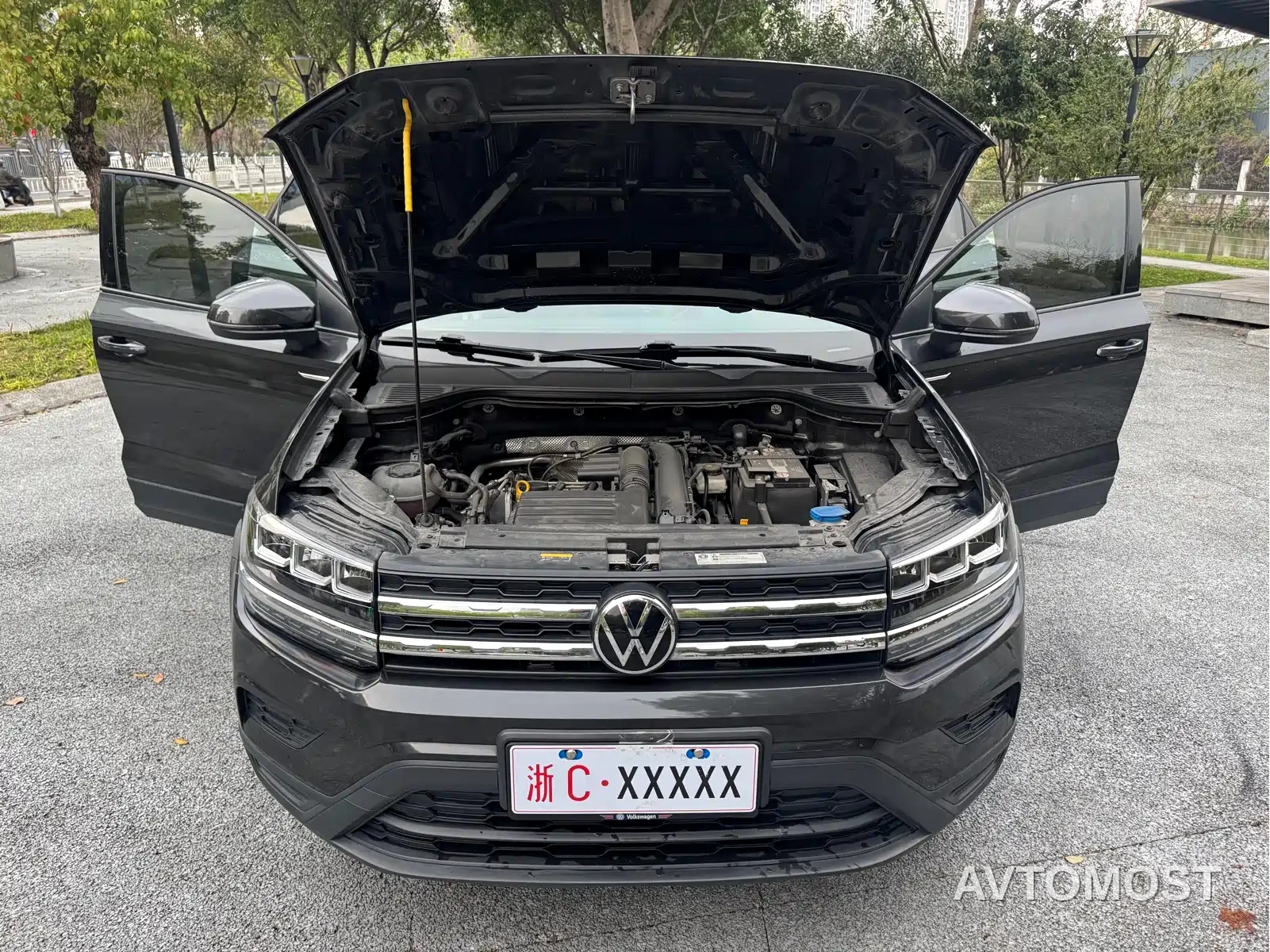 Volkswagen Tharu 2022 280TSI 2WD Trend — фото 19