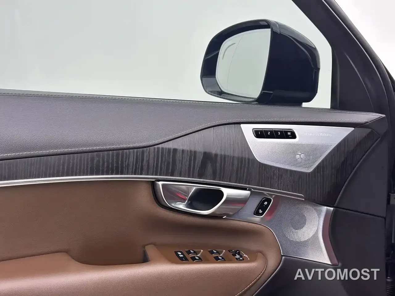 Volvo XC90 Plug-in Hybrid 2022 Facelift E-Drive Hybrid T8 Intelligent Premium Luxury 7-Seater — фото 10