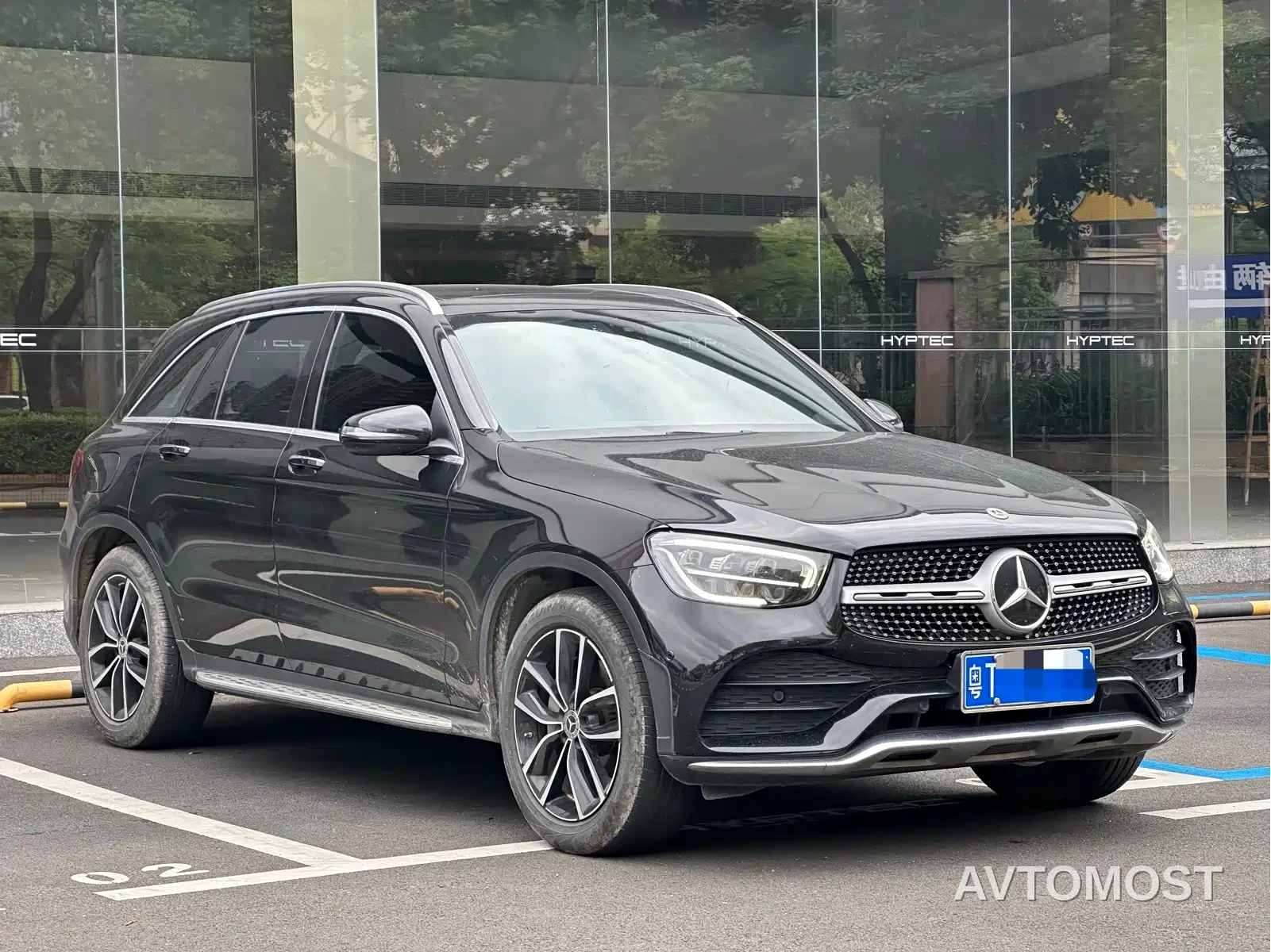 Mercedes-Benz GLC 2022 Facelift GLC 260 L 4MATIC Luxury Model — фото 3