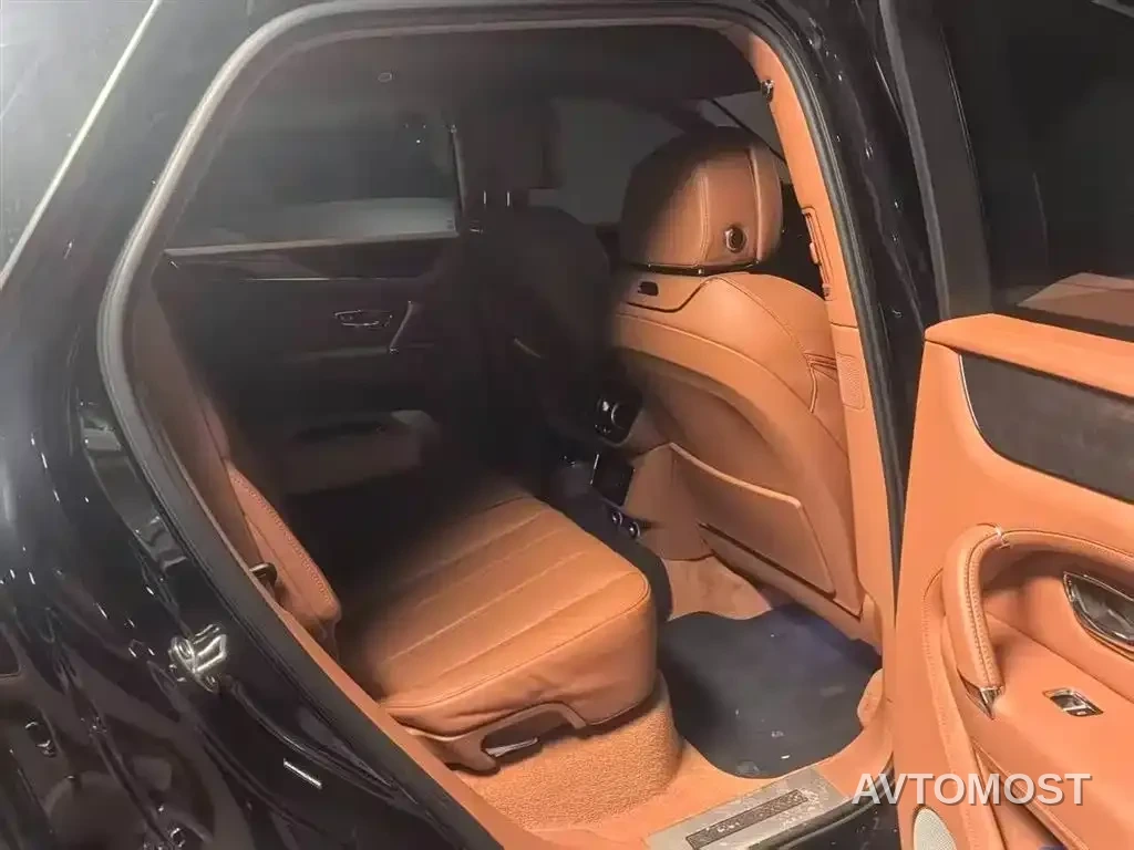 Bentley Bentayga Hybrid 2019 3.0T PHEV — фото 5