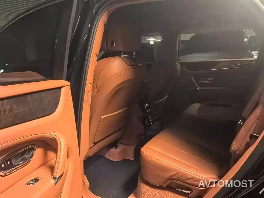 Bentley Bentayga Hybrid 2019 3.0T PHEV — фото 7