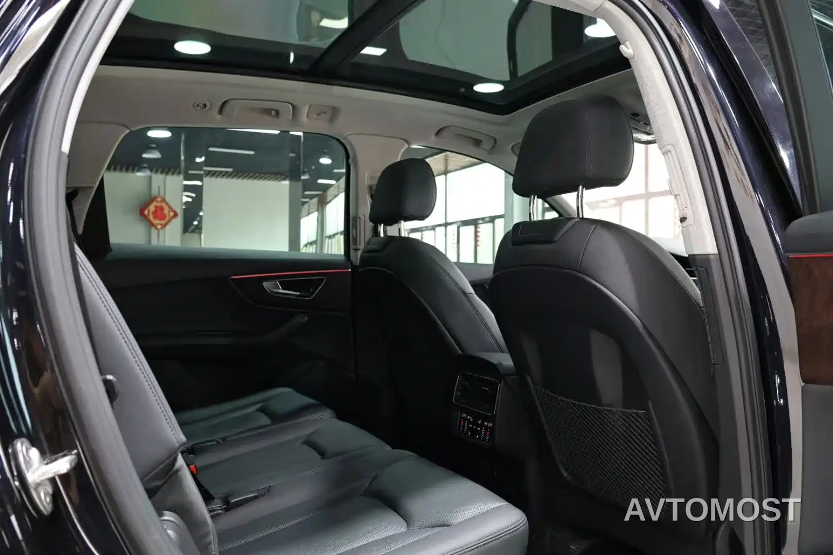 Audi Q7 2021 55 TFSI quattro S line Sport — фото 13