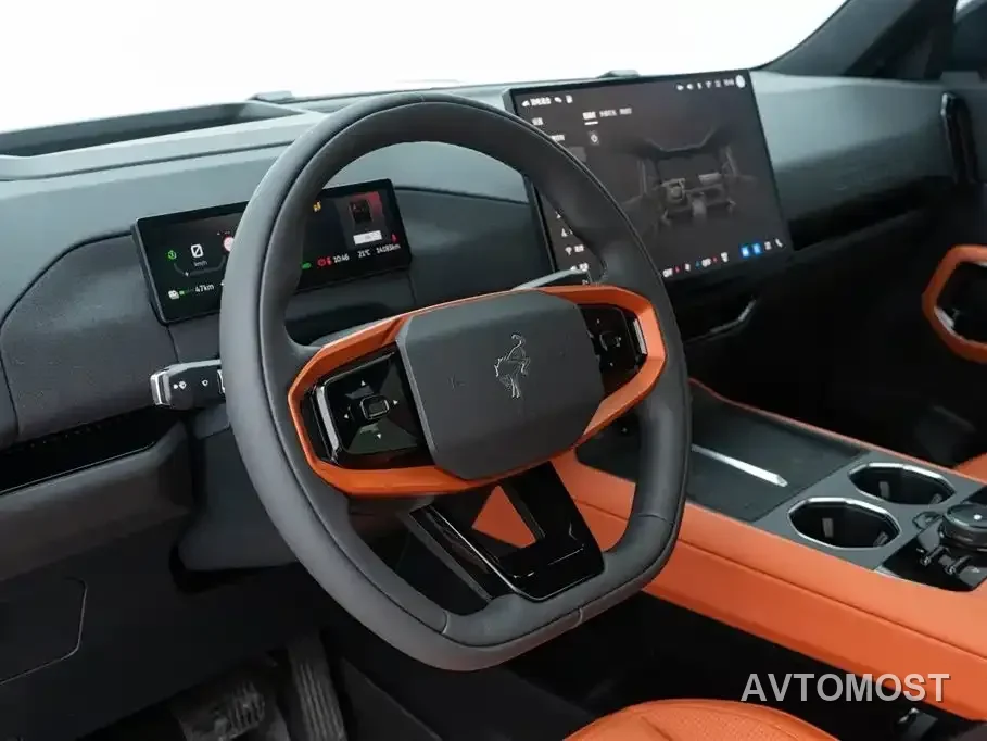 Ford Mustang NEV 2025 Mozuan Extended Range Edition — фото 17