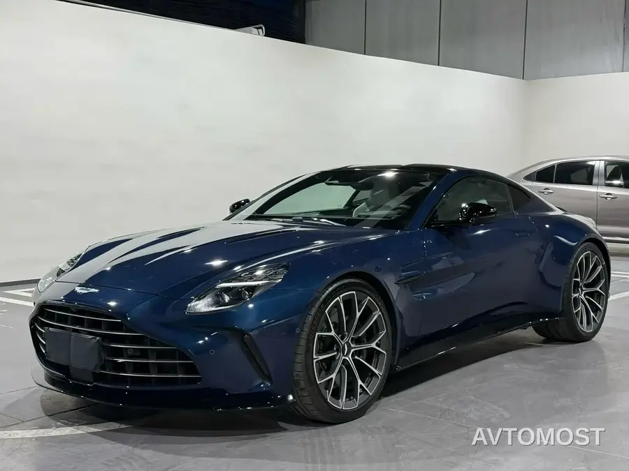 Aston Martin V8 Vantage 2024 4.0T V8 Coupe