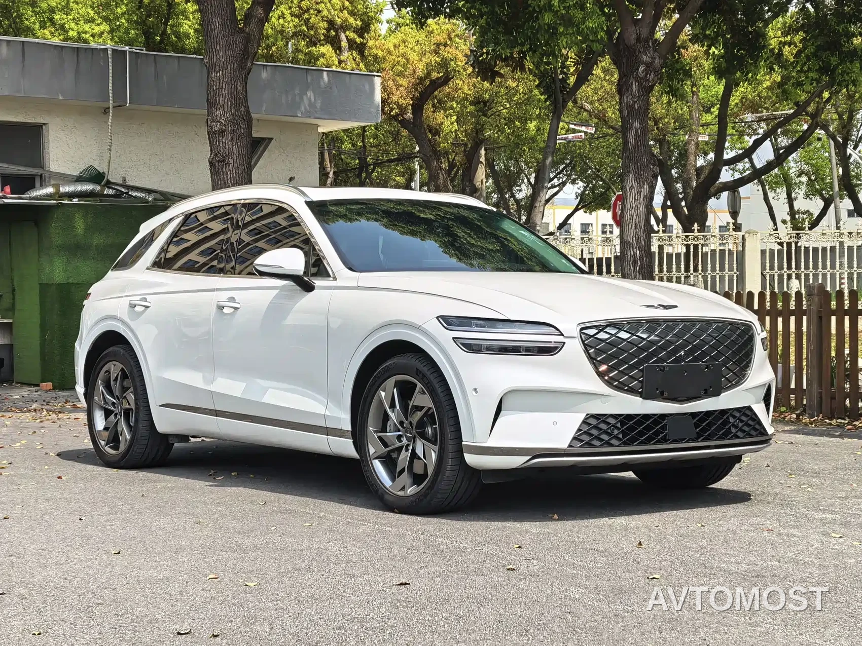 Genesis GV70 Electric 2023 Electric GV70 Flagship — фото 8