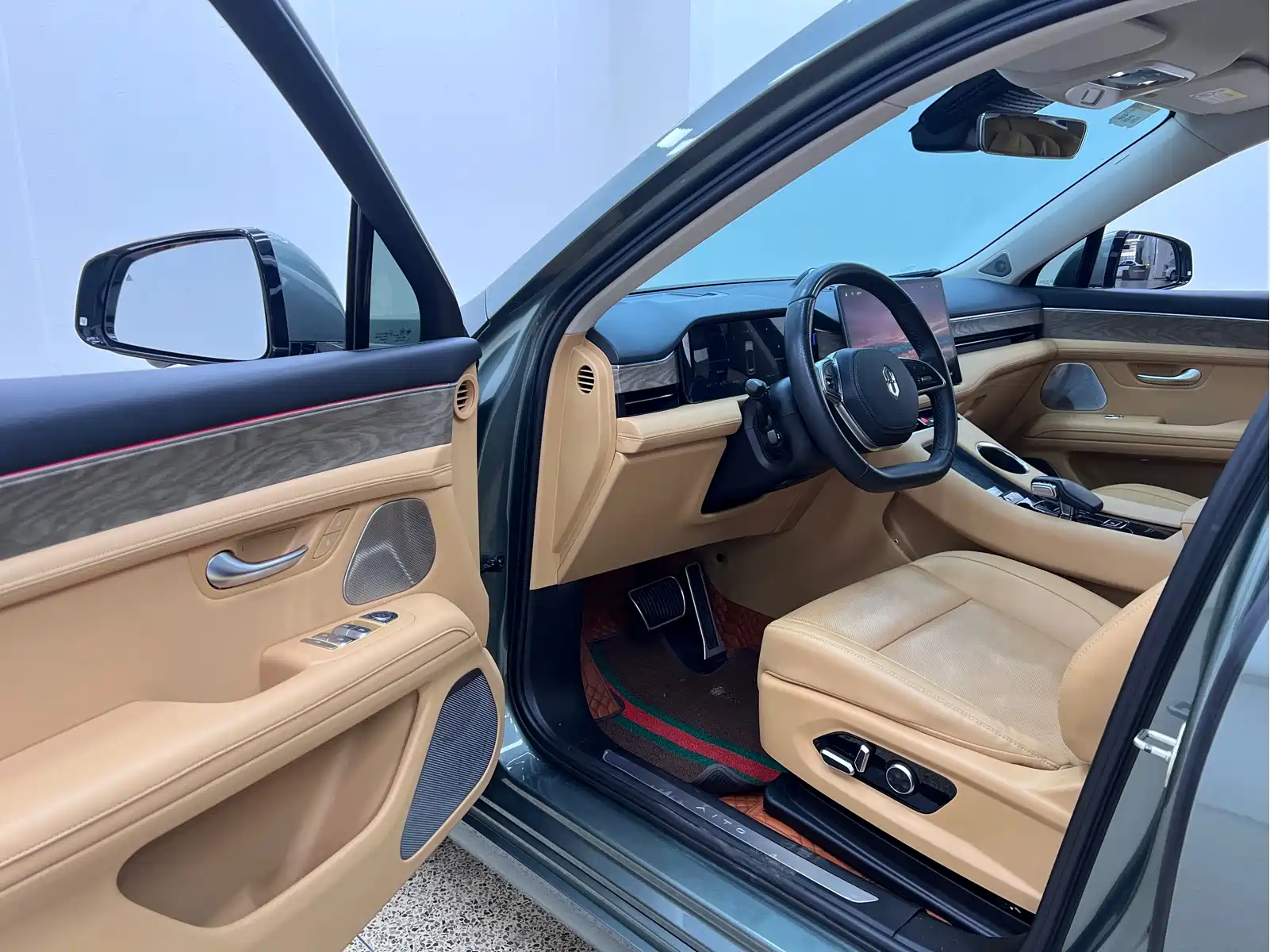 AITO M5 2022 Extended Range AWD Ultimate Edition — фото 13