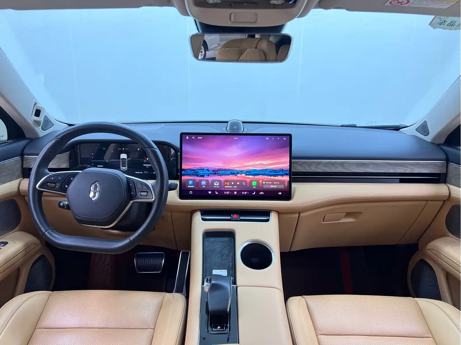 AITO M5 2022 Extended Range AWD Ultimate Edition — фото 20