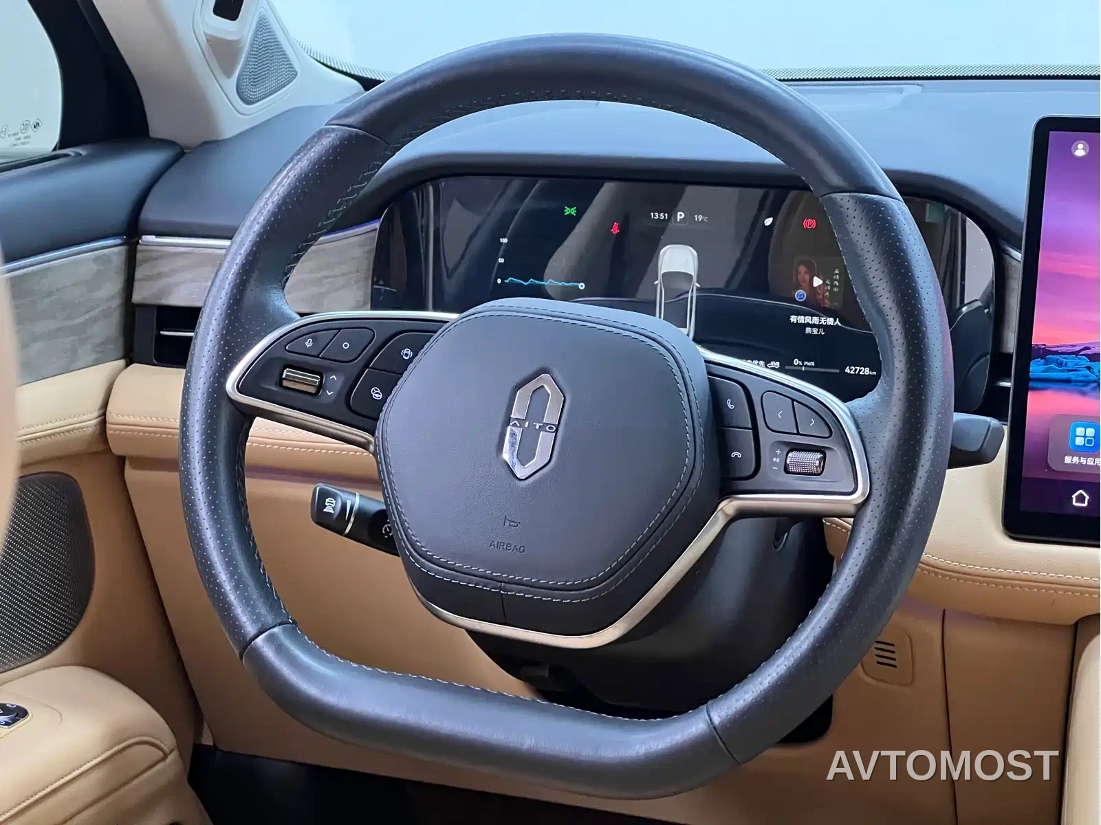 AITO M5 2022 Extended Range AWD Ultimate Edition — фото 26