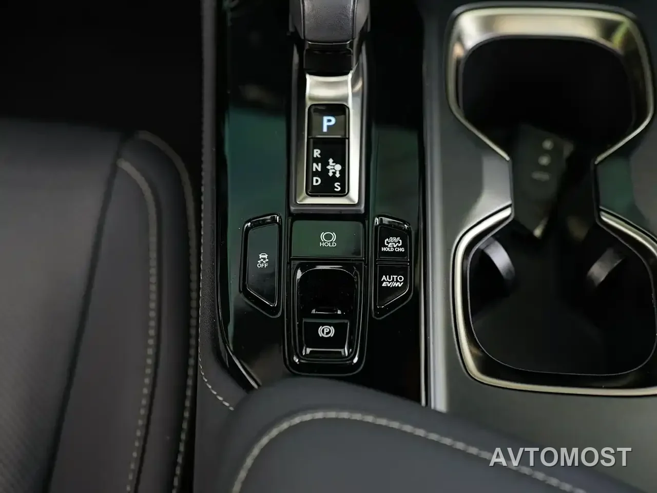 Lexus NX New Energy 2022 400h+ Joy Edition — фото 18
