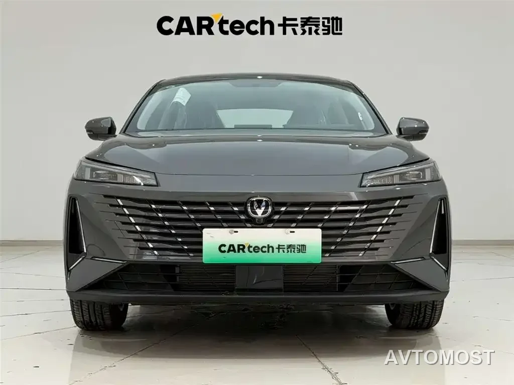 Changan Eado PHEV 2025 Smart New Blue Whale 145KM High-Performance Edition — фото 3