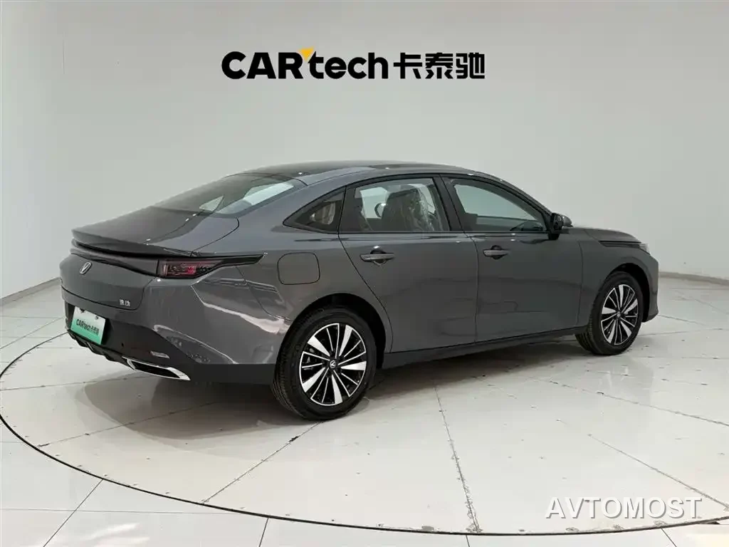 Changan Eado PHEV 2025 Smart New Blue Whale 145KM High-Performance Edition — фото 11