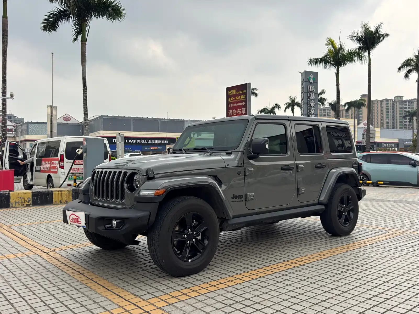 Jeep Wrangler 2022 2.0T Highland 4-Door — фото 2
