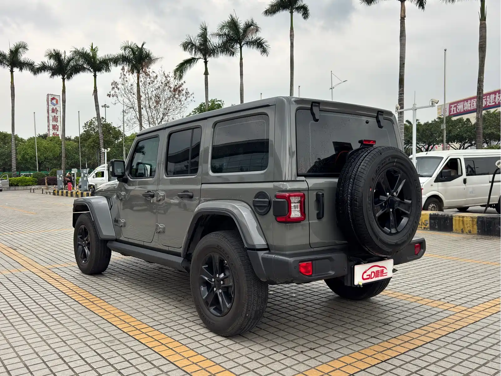 Jeep Wrangler 2022 2.0T Highland 4-Door — фото 7