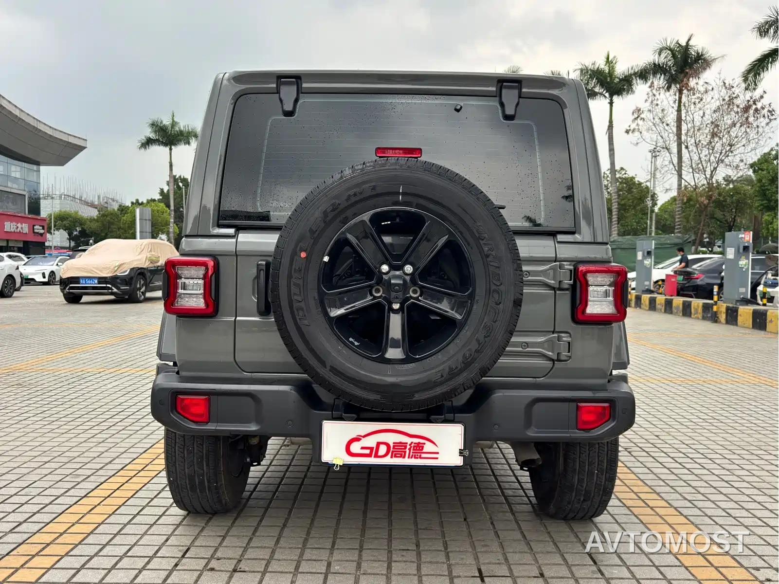 Jeep Wrangler 2022 2.0T Highland 4-Door — фото 8