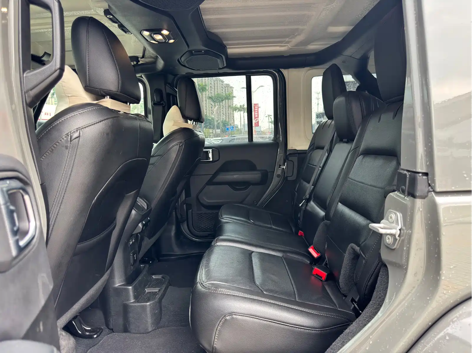 Jeep Wrangler 2022 2.0T Highland 4-Door — фото 11