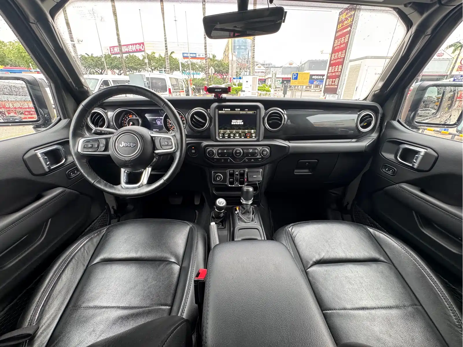 Jeep Wrangler 2022 2.0T Highland 4-Door — фото 14