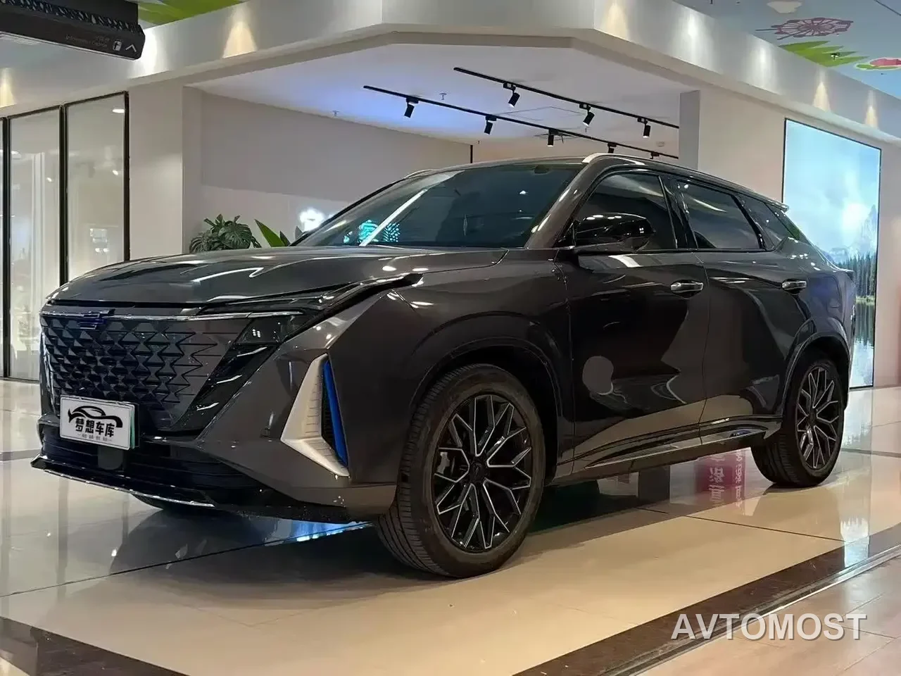 Changan Oshan Z6 EV 2022 Blue Whale iDD 150KM Flagship PLUS — фото 1