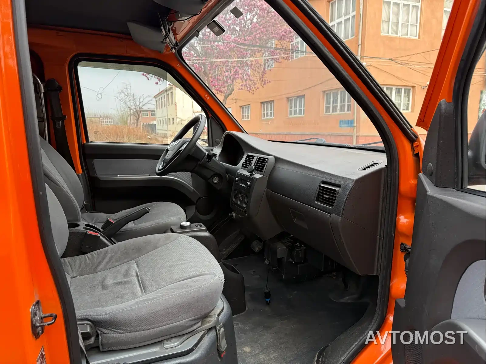 Wuling Rongguang EV 2020 Sealed Window Basic 2-seater 300KM — фото 9