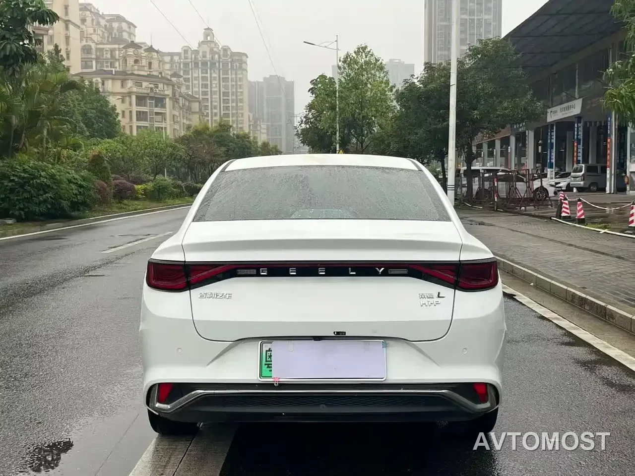 Geely Emgrand L HiP 2024 Model Champion Edition 1.5TD-DHT Pro 100KM Surpassing Type — фото 5