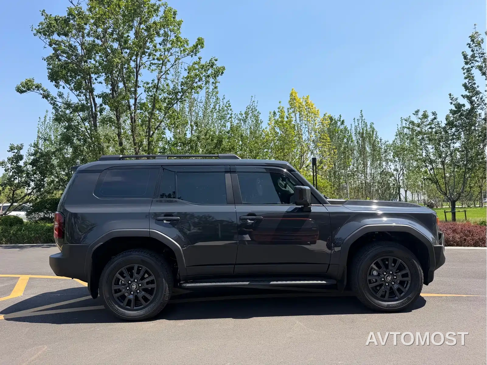 Toyota Prado 2024 2.4T All-Terrain TX Edition 5-Seater — фото 4