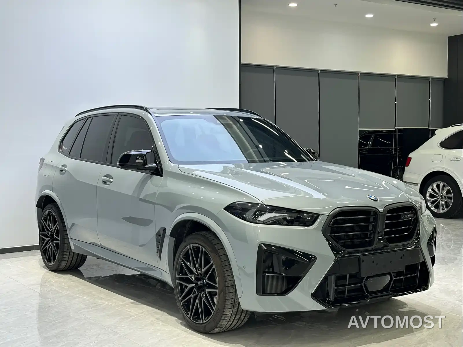 BMW X5 M 2023 Model X5 M Thunder Edition — фото 3