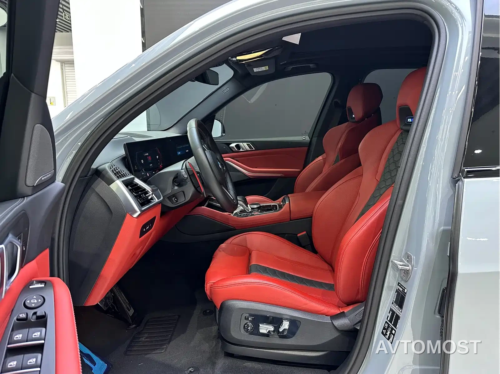 BMW X5 M 2023 Model X5 M Thunder Edition — фото 10