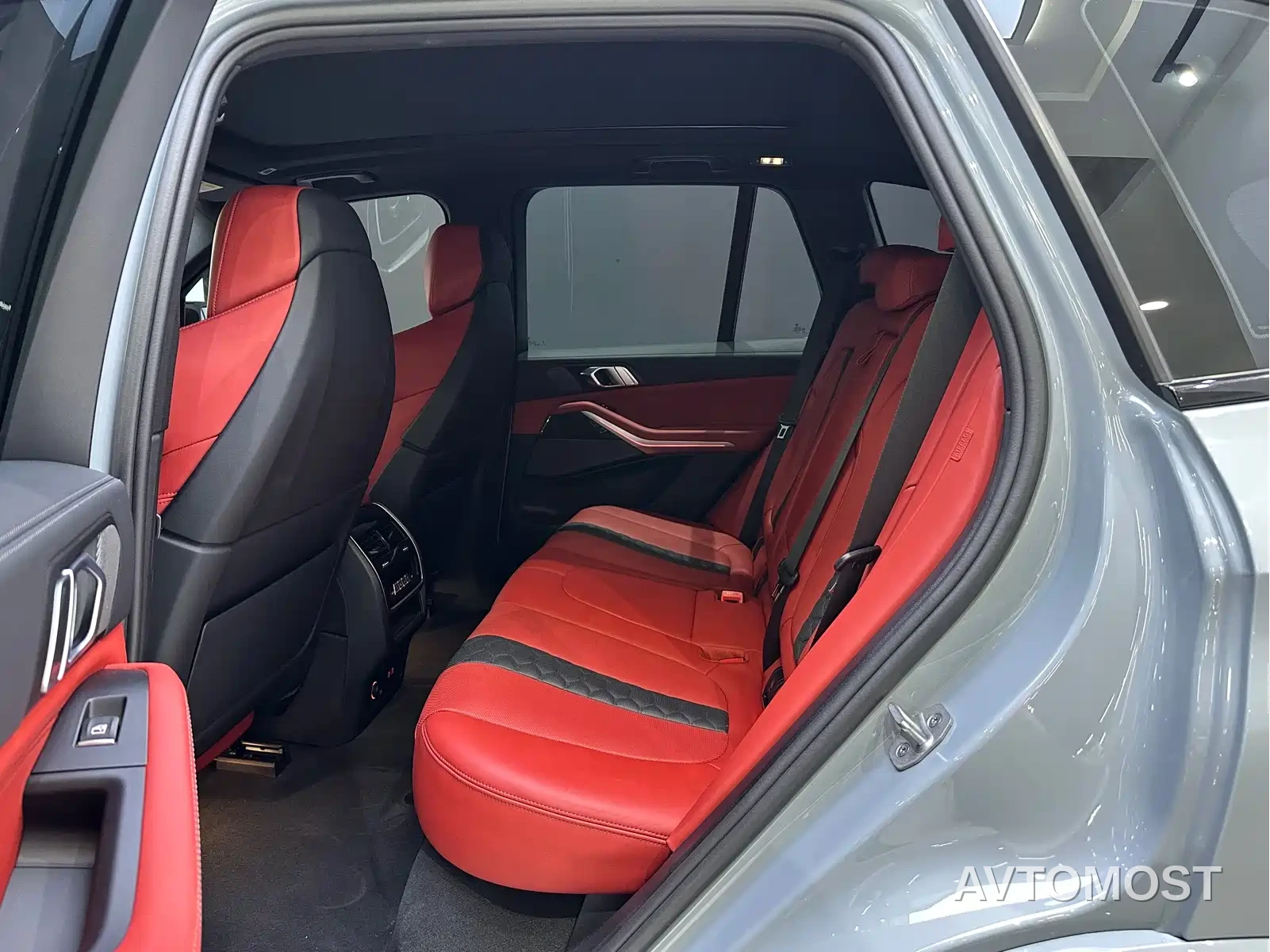 BMW X5 M 2023 Model X5 M Thunder Edition — фото 11
