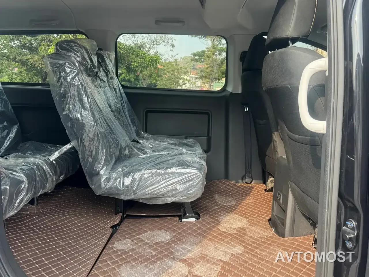 JAC Refine M3 2024 PLUS 2.0L HEV Smart Connect Edition — фото 7