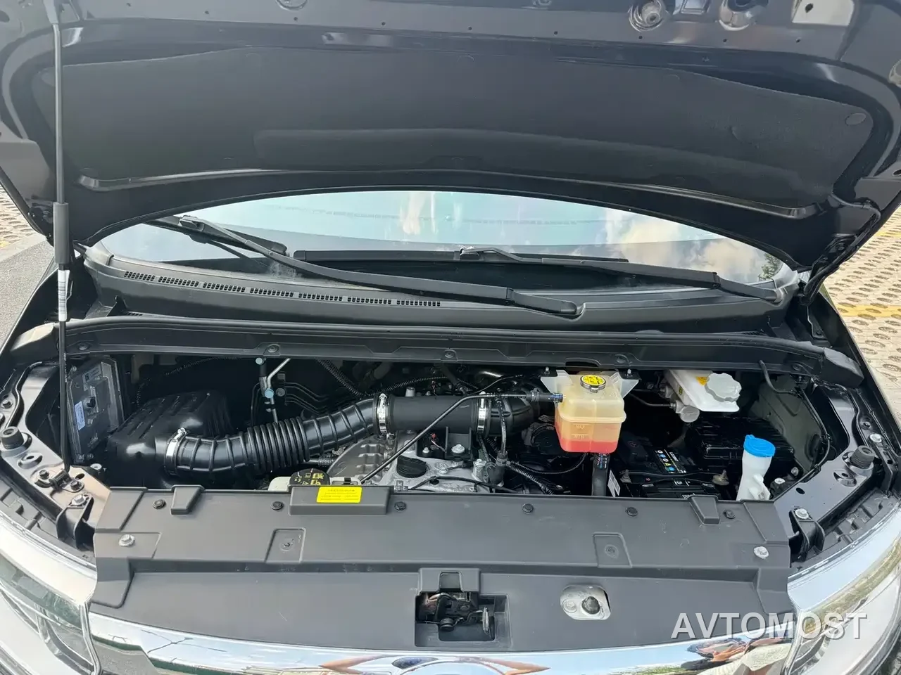 JAC Refine M3 2024 PLUS 2.0L HEV Smart Connect Edition — фото 4