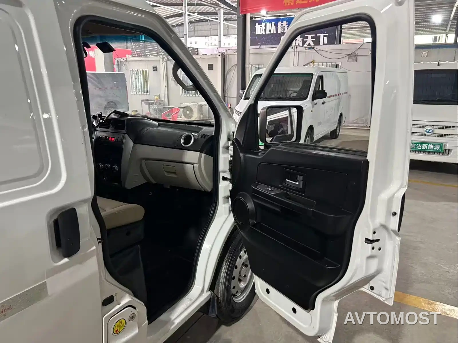 Ruichi New Energy EC35 2022 EC35 II Standard Edition 38.7kWh — фото 5