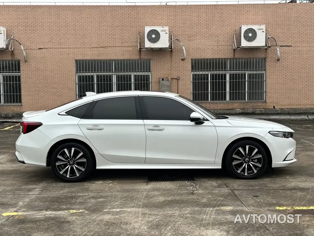 Honda Integra 2023 2.0L e:HEV Sharp Tech Edition — фото 4