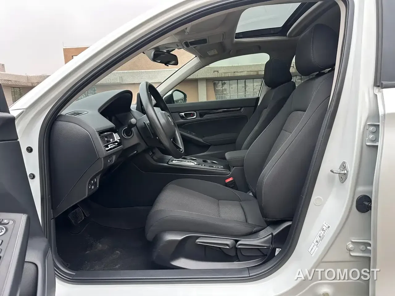 Honda Integra 2023 2.0L e:HEV Sharp Tech Edition — фото 8