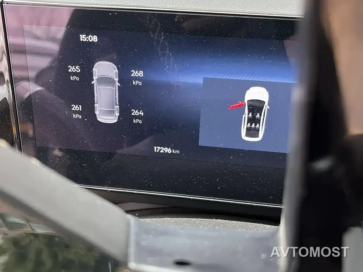 Geely Galaxy L6 2024 60km PLUS Soaring Dragon Edition — фото 8
