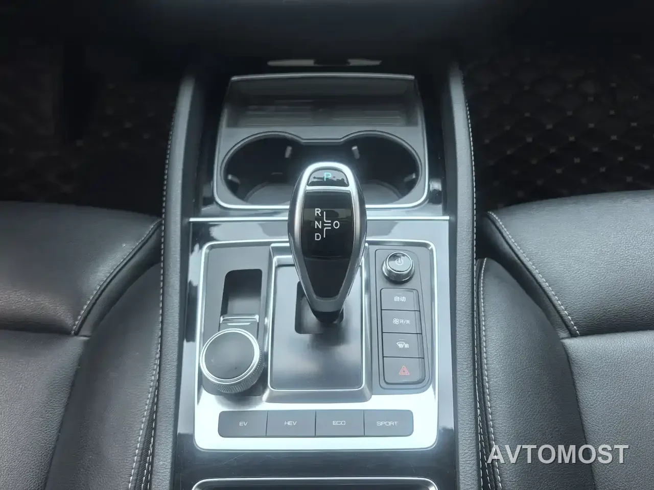 BYD Song MAX New Energy 2019 DM 1.5T Smart Connect Advance 7-seater China VI — фото 15