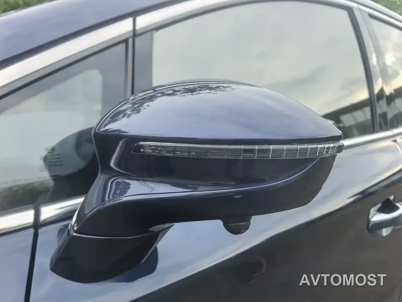 BYD Song MAX New Energy 2019 DM 1.5T Smart Connect Advance 7-seater China VI — фото 18