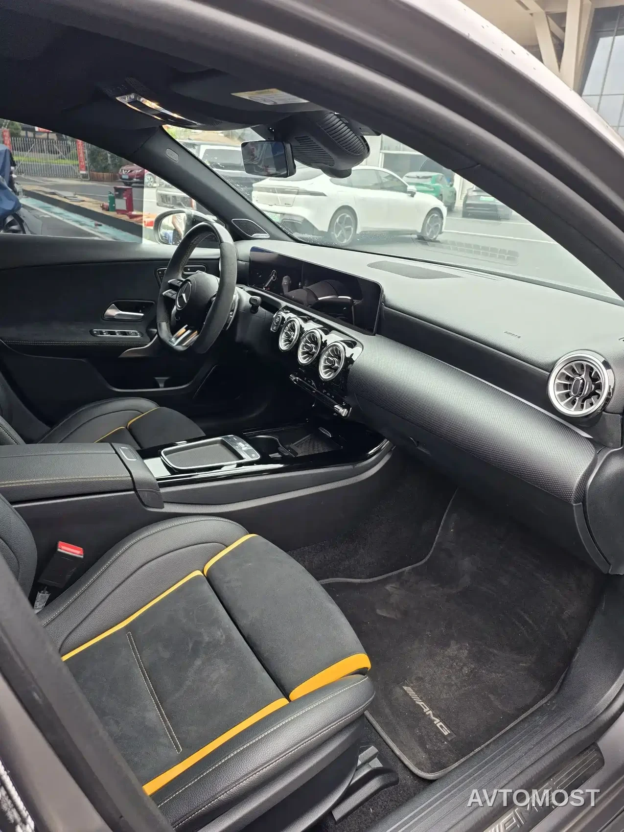 Mercedes-Benz A-Class AMG (Import) 2024 Facelift AMG A 45 S 4MATIC+ — фото 6