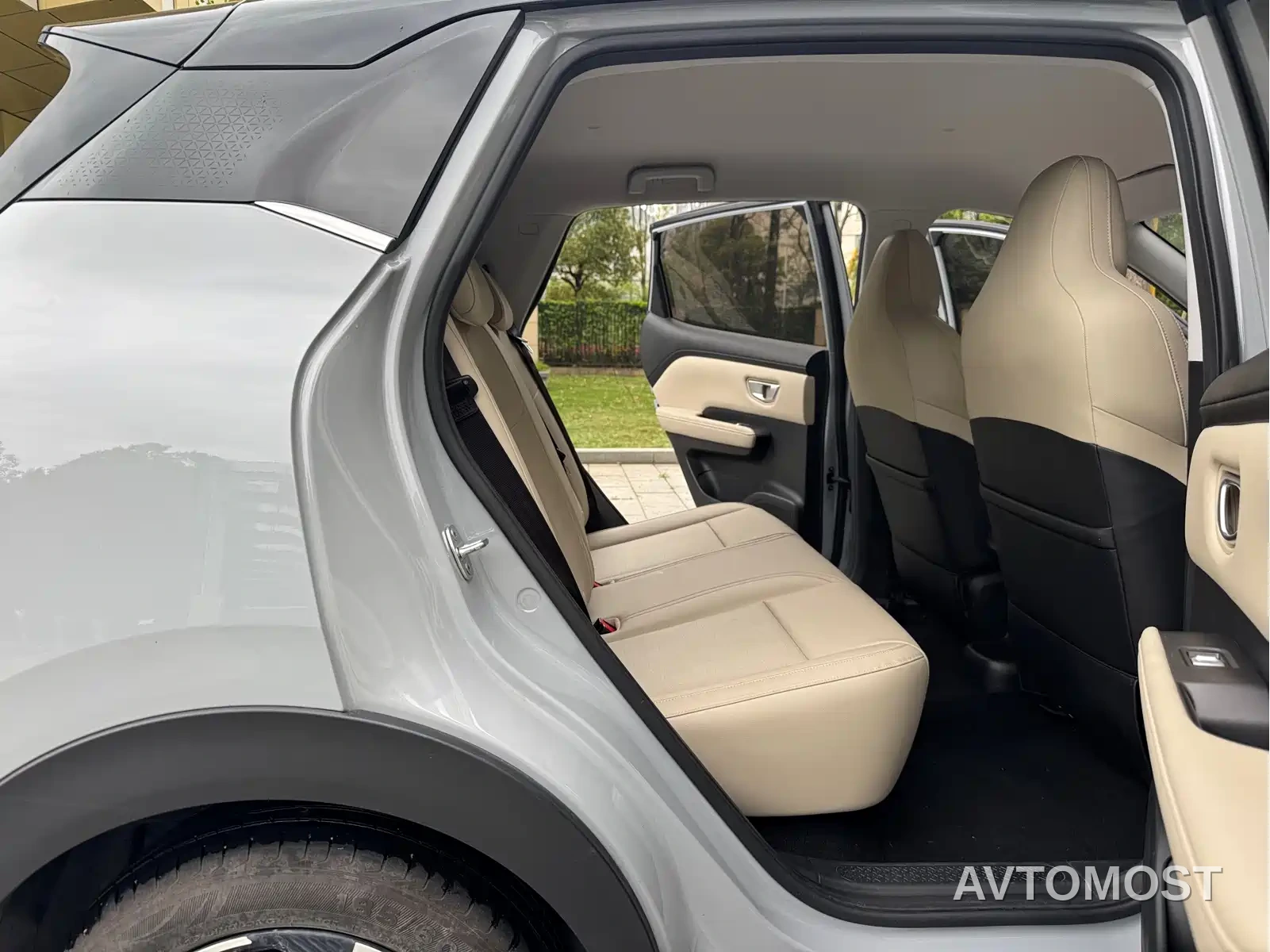 Wuling Binguo PLUS 2024 Model 330km 5-Seater — фото 11